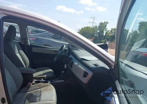 2016 Toyota Corolla Le z USA, uszkodzony, nr VIN 5YFBURHE3GP434933